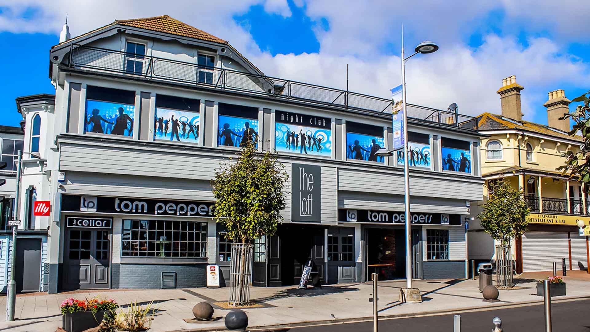 Tom Peppers The Loft & The Cellar Bar